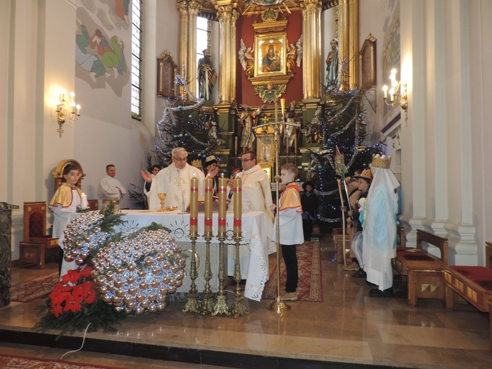 Borzęcin - Orszak Trzech Króli 2018 - nowe zdjęcia