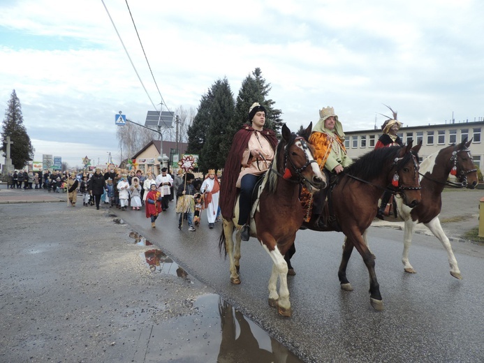 Borzęcin - Orszak Trzech Króli 2018 - nowe zdjęcia