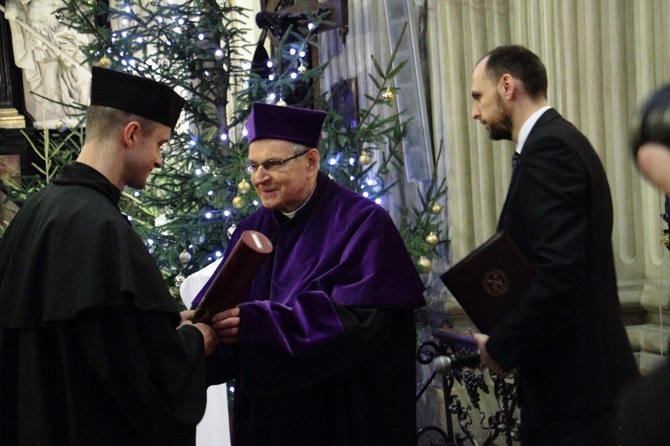 Nadanie tytułu doktora honoris causa prof. Rémiemu Brague'owi