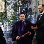 Nadanie tytułu doktora honoris causa prof. Rémiemu Brague'owi