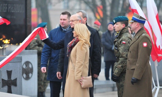 W Lublinie odsłonięto nowy pomnik Nieznanego Żołnierza