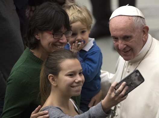 Franciszek: Nie módlcie się jak papugi