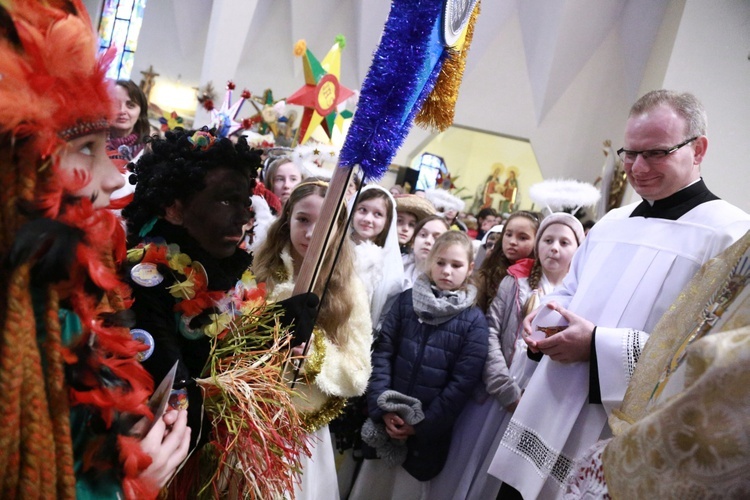 Kolędnicy misyjni w Tylmanowej