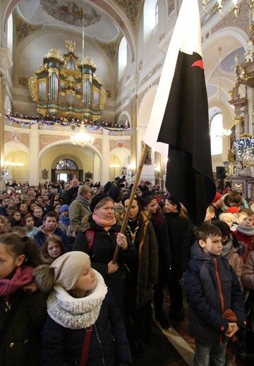 Dzieci roratnie u świętego Józefa