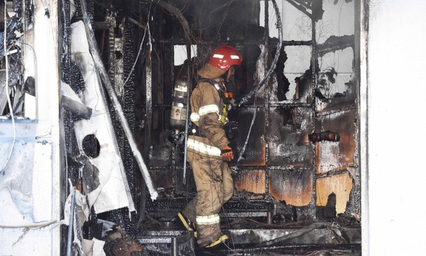 Dziesiątki ofiar śmiertelnych pożaru w szpitalu