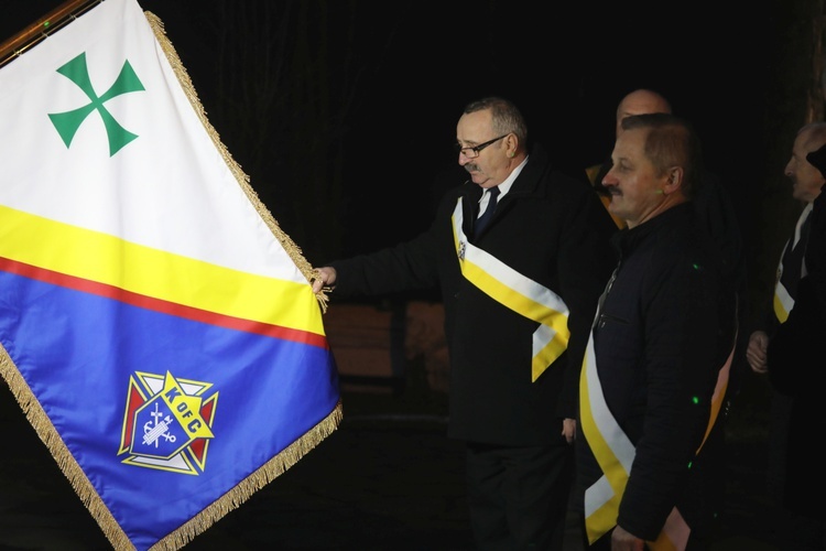 Poświęcenie sztandaru Rycerzy Kolumba w Gilowicach