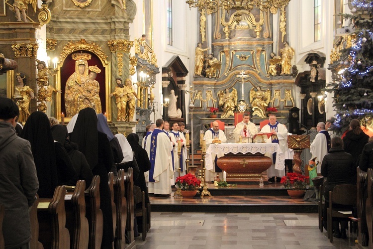 Diecezjalne obchody Dnia Życia Konsekrowanego w Łowiczu