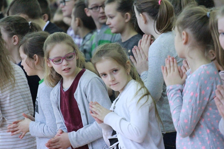 Czchów - spotkanie dzieci z dekanatu