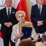 W twarzach, losach tych osób, zawarta jest dramatyczna historia Polski