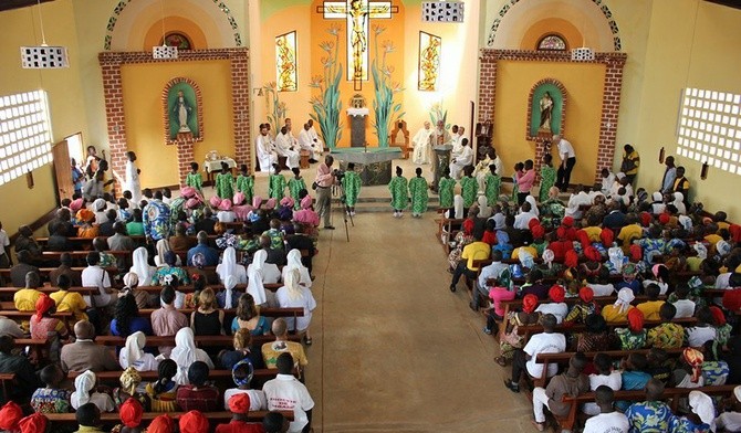 Konsekracja kościoła z Polski w Afryce