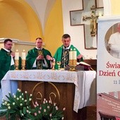 Modlitwie w szpitalnej kaplicy BCO przewodniczył  bp Roman Pindel.