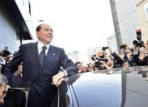 Kryzys imigracyjny i odwrócenie się wyborców od centrolewicy pozwoliły w tych wyborach jeszcze raz wrócić do gry Silvio Berlusconiemu.