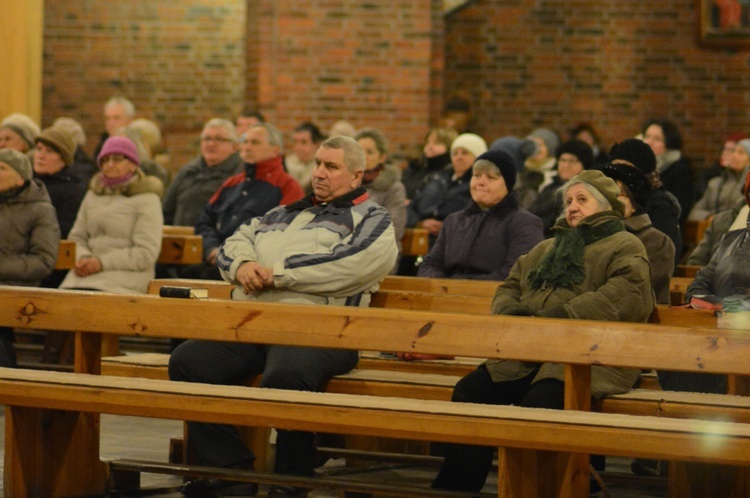 Droga Krzyżowa w kościele Przemienienia Pańskiego