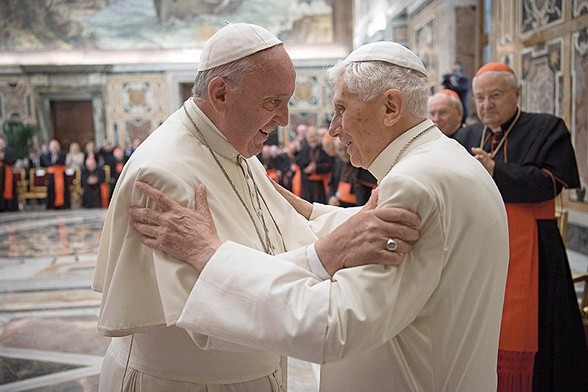 28.06.2016.Spotkanie papieża Franciszka z Benedyktem świętującym 65 lat kapłaństwa.