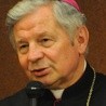 Bp Tomasik na Kubie: Prozaiczne problemy