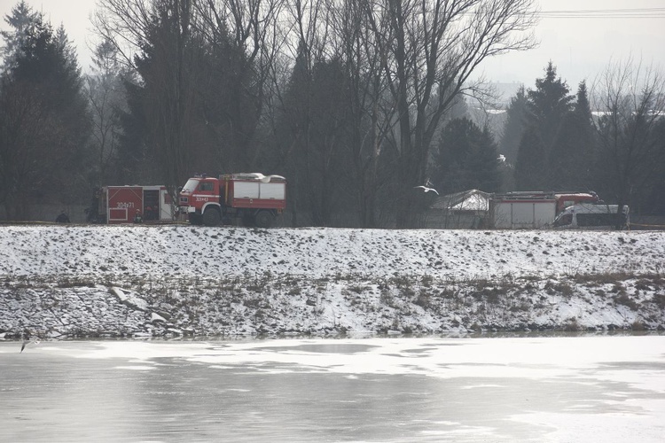 Akcja służb w rejonie stopnia Dąbie