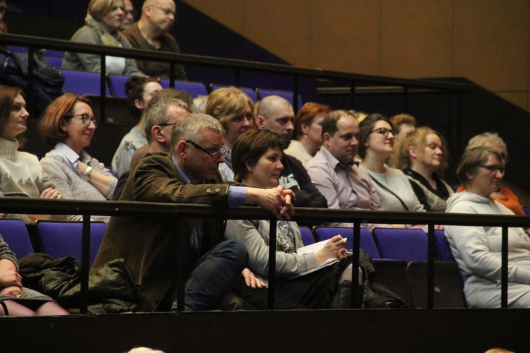 Sympozjum naukowe o darach Ducha Świętego