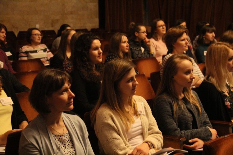 Konferencja dla kobiet