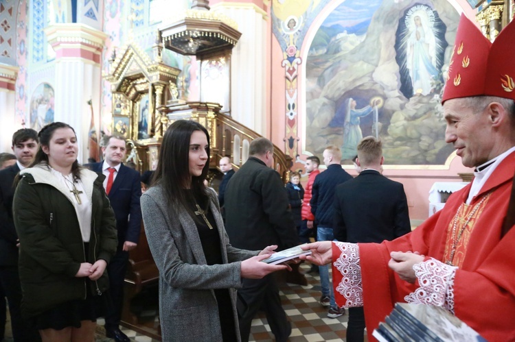 Bierzmowanie w Wierzchosławicach