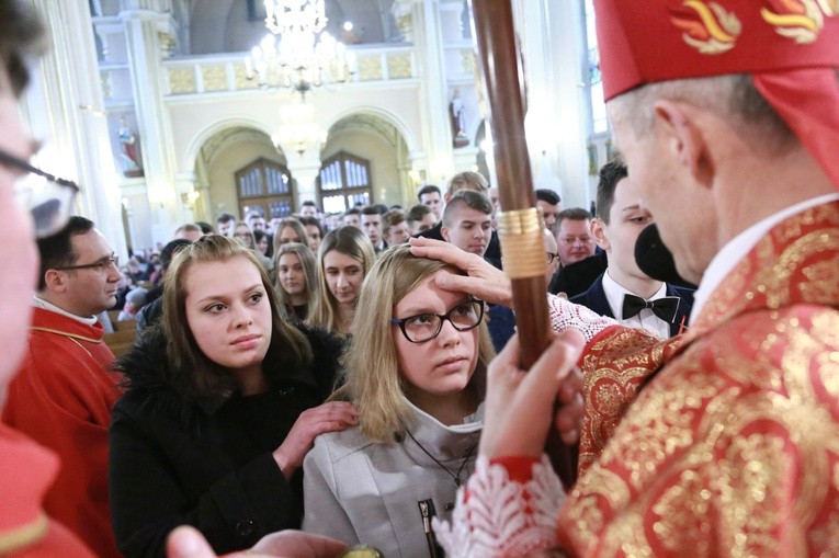 Bóg prowadzi nas za rękę