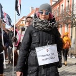 Pikieta zwolenników aborcji pod pałacem arcybiskupa