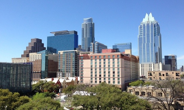 Co najmniej dwie osoby ranne w wybuchu bomby w stolicy Teksasu