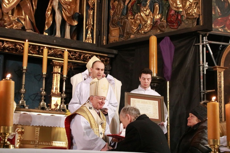 Medal "Pro Ecclesia et Pontifice" dla Antoniego Zięby