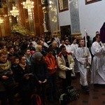 Pielgrzymka maturzystów - aula i bazylika