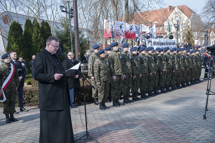 Pomnik "Inki"