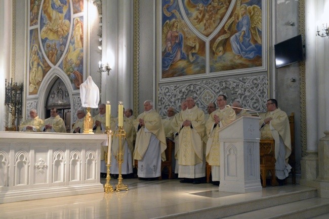 Msza Krzyżma Świętego w radomskiej katedrze