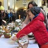 Symbolika święconki i tradycja śniadania wielkanocnego