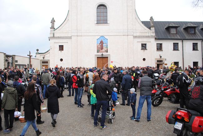 Moto święconka w Stalowej Woli