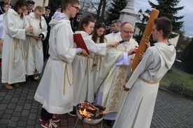 Choć umrzemy, żyć będziemy