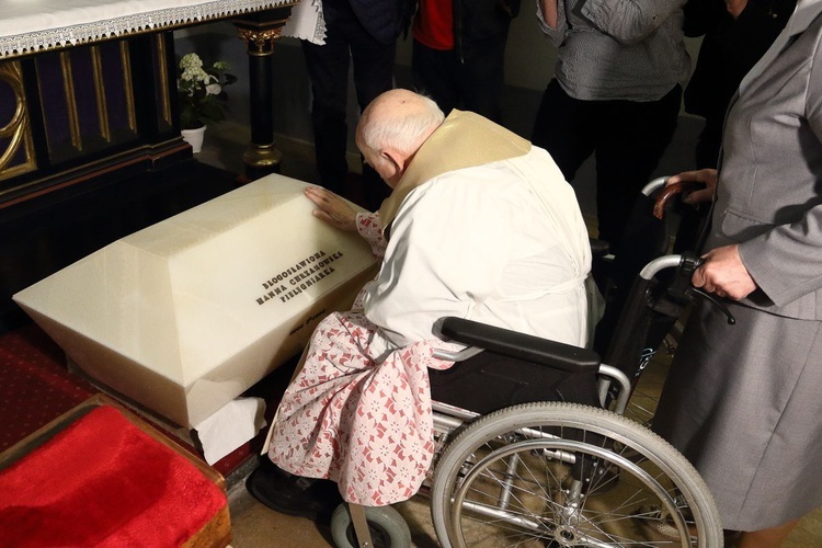 Złożenie szczątków Hanny Chrzanowskiej do sarkofagu w kościele św. Mikołaja w Krakowie