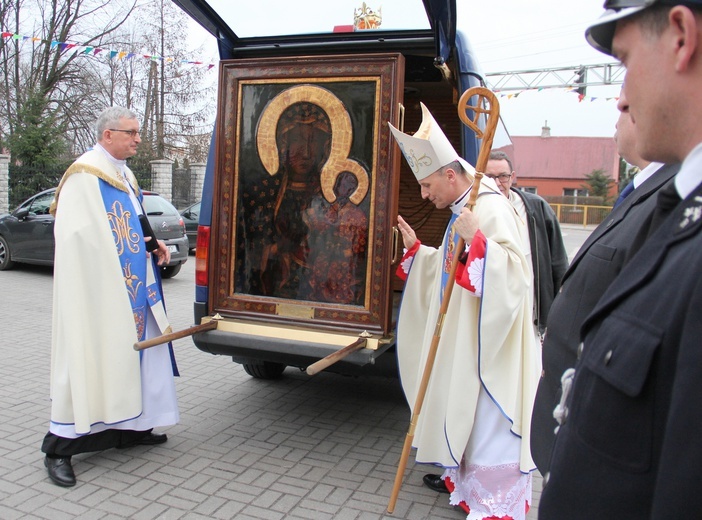 Witaj Maryjo w Ząbkach