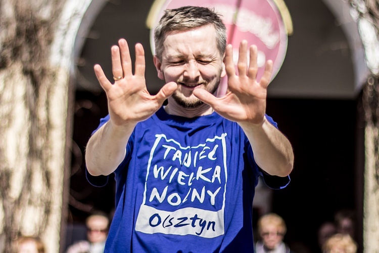 Olsztyn tańczy dla Jezusa!