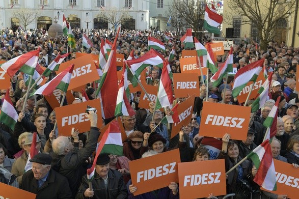 Droga Fideszu ku potędze