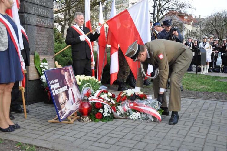 Obchody 8. rocznicy tragedii pod Smoleńskiem w Opolu