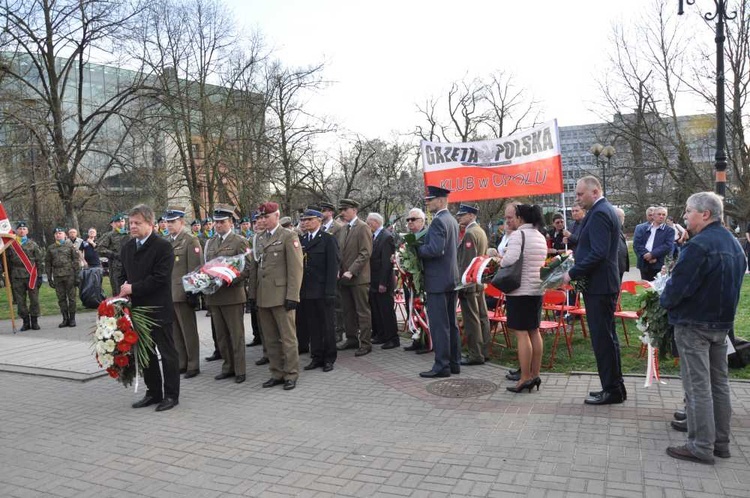 Obchody 8. rocznicy tragedii pod Smoleńskiem w Opolu