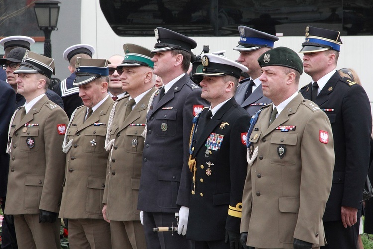 Uroczystości pod pomnikiem Anny Walentynowicz