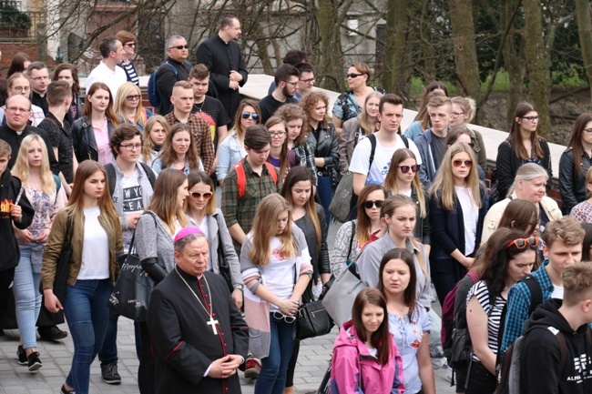 Pielgrzymka maturzystów diecezji radomskiej (cz. 2)