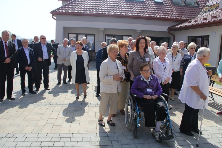 Poświęcenie Domu św. Jana Pawła II w Mielcu