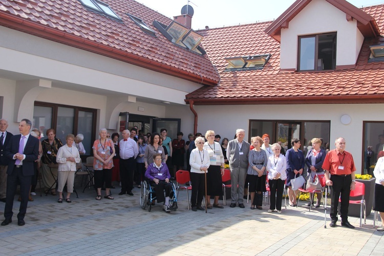 Poświęcenie Domu św. Jana Pawła II w Mielcu