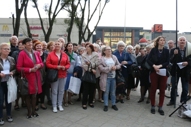 Publiczny Różaniec w Radomiu