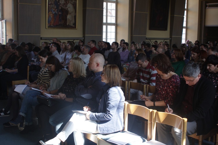 Konferencja "Wzmacnianie tożsamości dziecka"