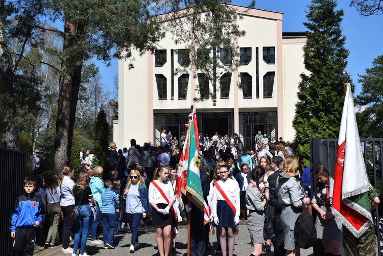 Poświęcenie kompleksu sportowego w Międzyborowie