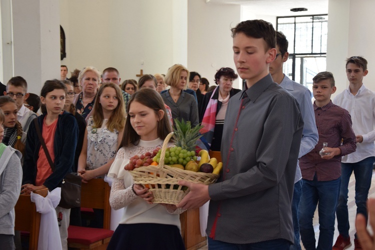 Poświęcenie kompleksu sportowego w Międzyborowie