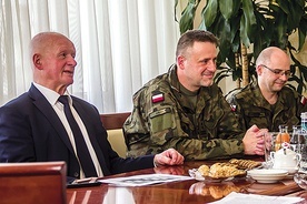 W spotkaniu wzięli udział przedstawiciele władz oraz armii polskiej i amerykańskiej.