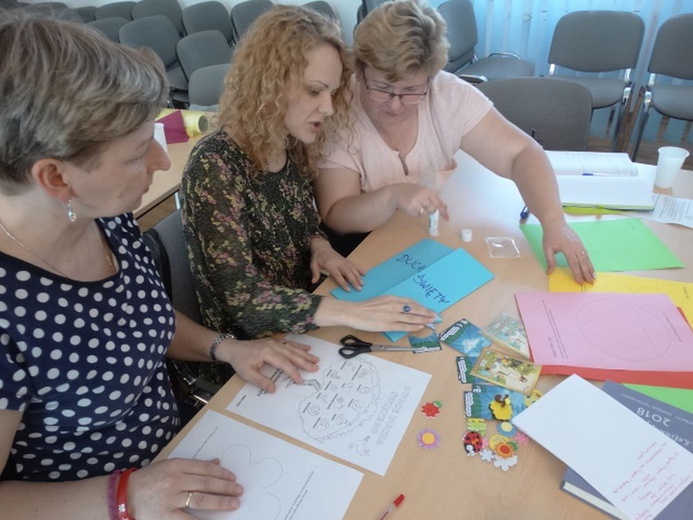 Lapbook - kreatywna metoda pracy z dziećmi na katechezie