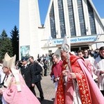 Inauguracja synodu. Nabożeństwo i procesja